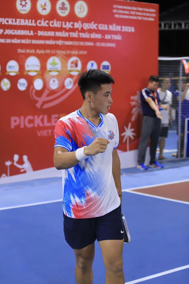 Đánh bại Trương Vinh Hiển, Trịnh Linh Giang giành "cú đúp" vô địch giải pickleball quốc gia 2024 - Ảnh 3.