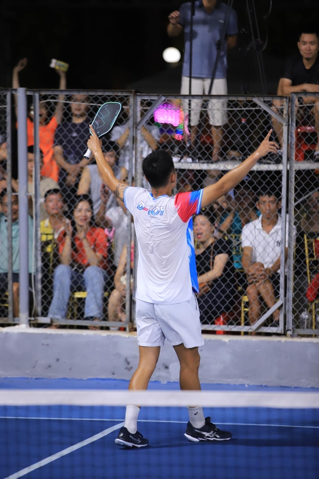 Đánh bại Trương Vinh Hiển, Trịnh Linh Giang giành "cú đúp" vô địch giải pickleball quốc gia 2024 - Ảnh 5.