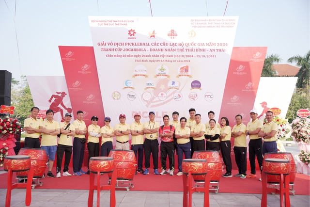 Khai mạc Giải vô địch Pickleball các câu lạc bộ quốc gia 2024: 350 VĐV tranh tài, giải thưởng lên đến 250 triệu đồng  - Ảnh 3.